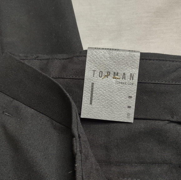 Black pants - Picture 3 of 5